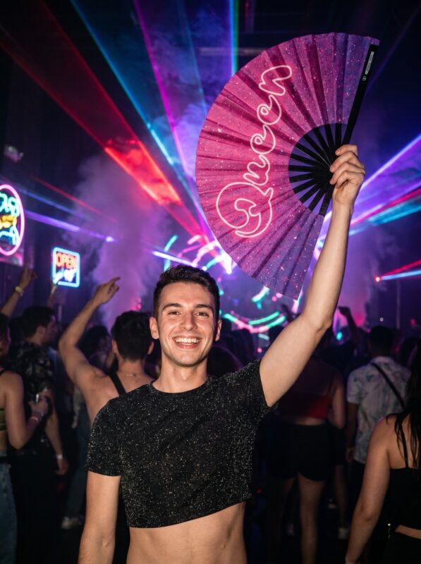 Festival Fan „Queen”, różowo-fioletowa galaktyka z brokatem, Rave i CSD